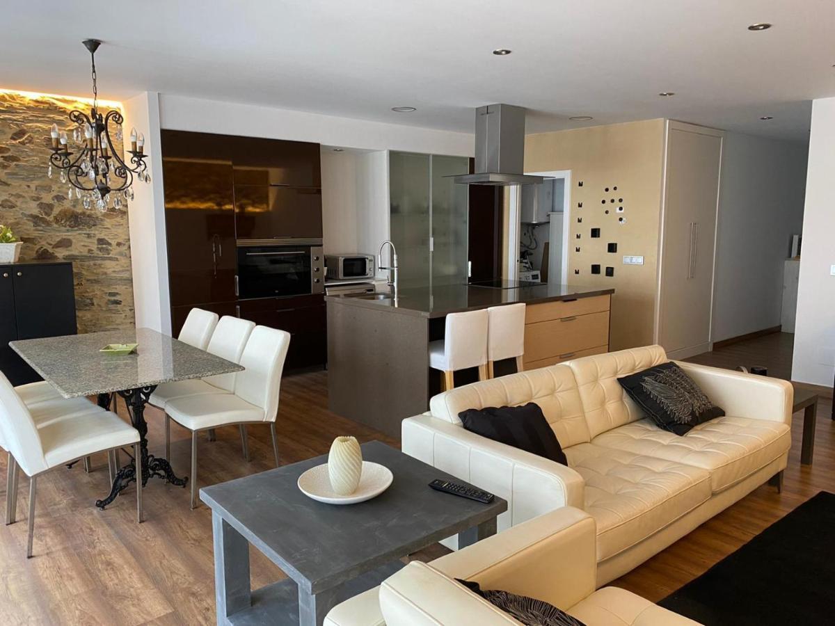 Apartamento Centrico Y Moderno Appartement Ferrol Buitenkant foto